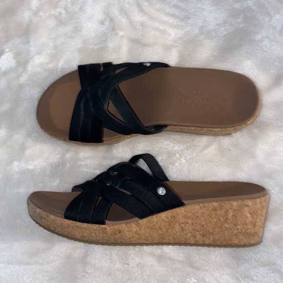 Skechers Arch Fit Beverlee - Picture 4 of 12